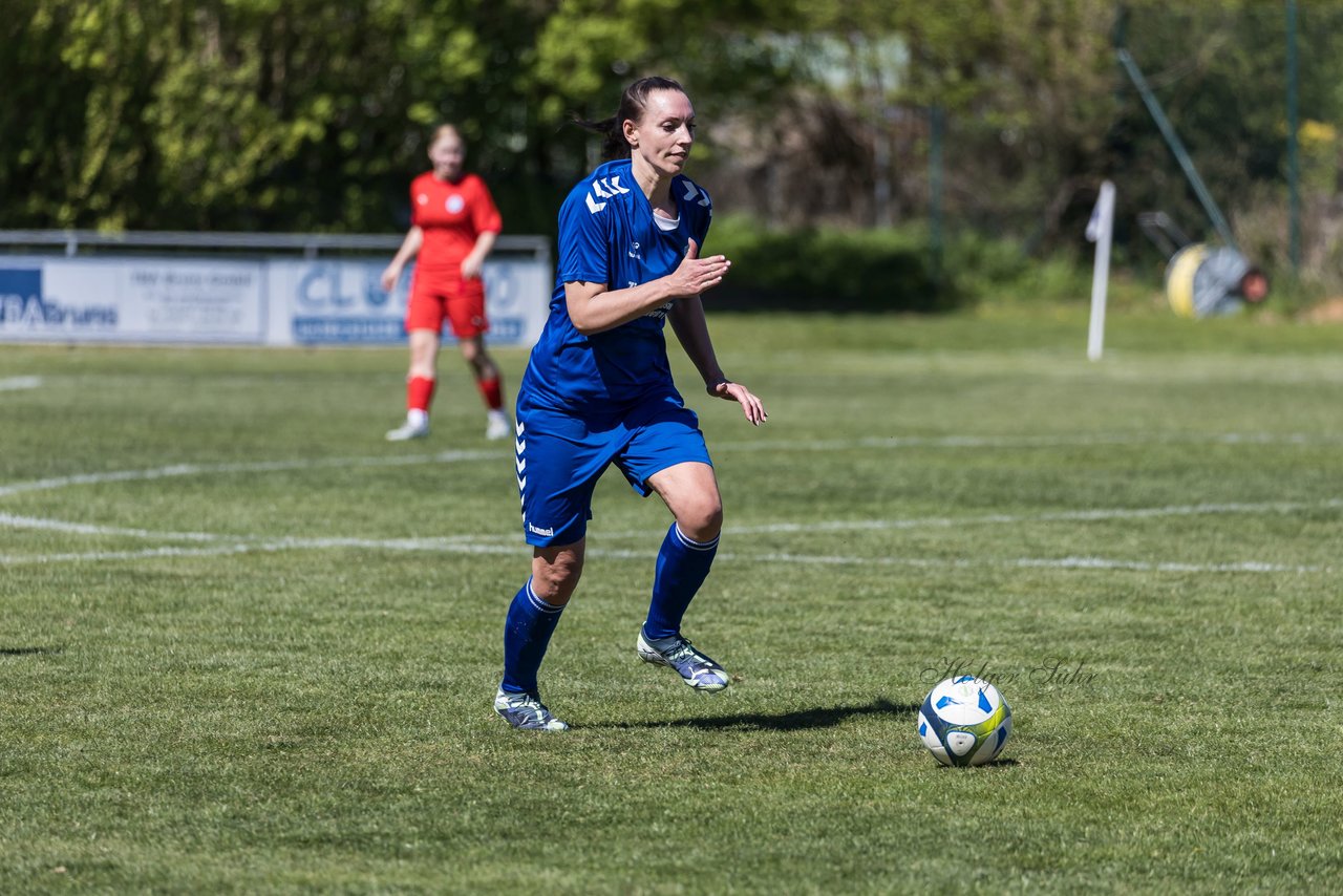 Bild 351 - F TSV Zarpen - Holstein Kiel II : Ergebnis: 2:6